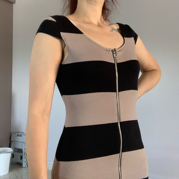 Striped bodycon dress - Picture 2 of 4
